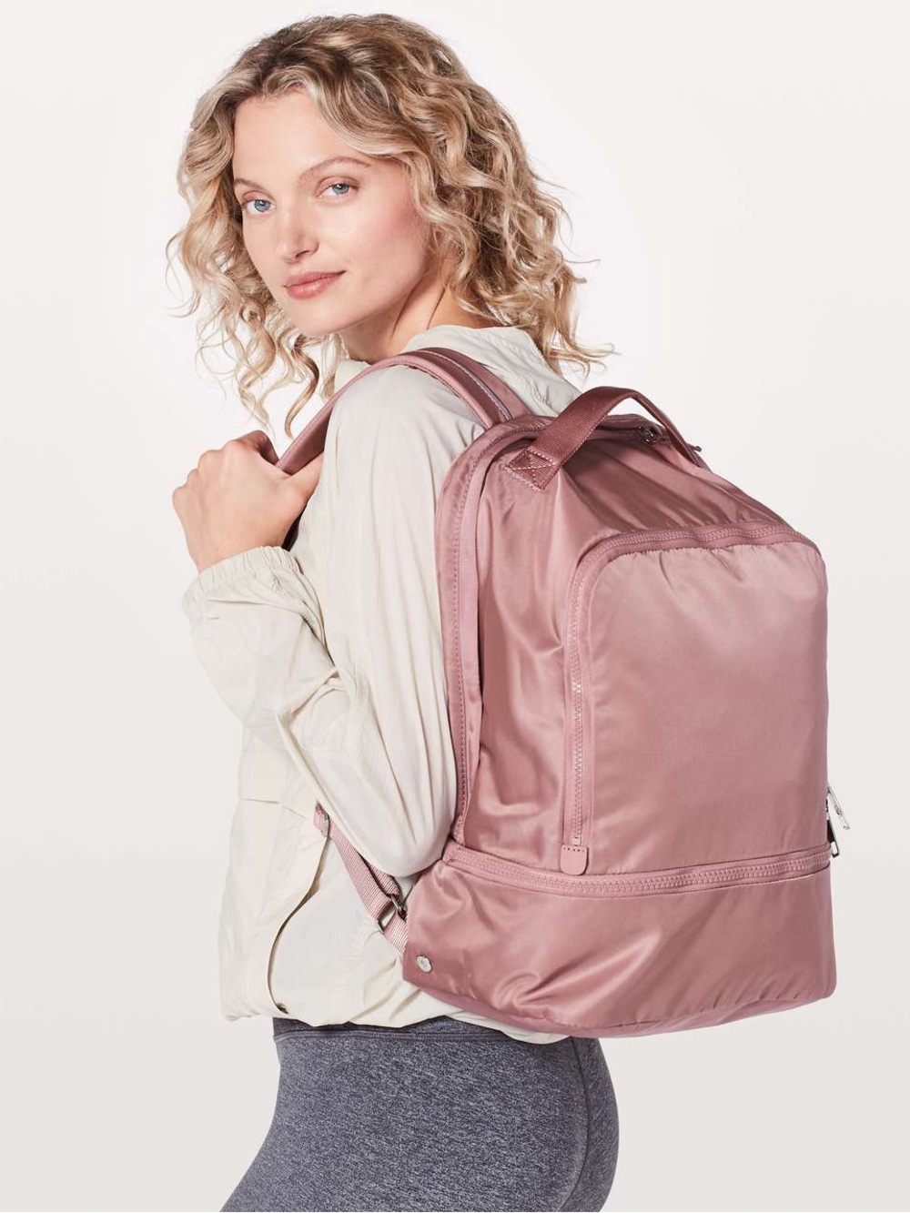 Lululemon City Adventurer
Backpack *17L Quicksand